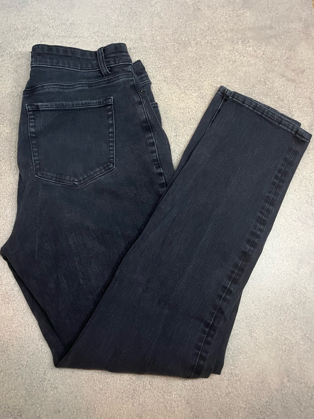 Duluth Trading Women's Jean-Netics High Rise Slim Leg Jeans, 10 reg